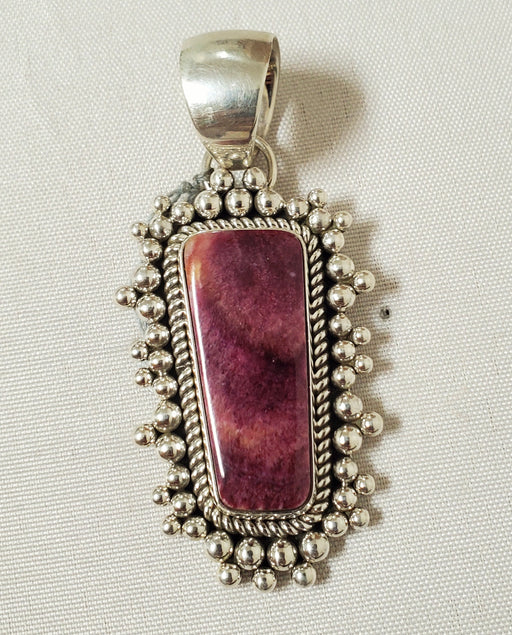 Photo of Purple Spiny Oyster Shell Pendant by Artie Yellowhorse