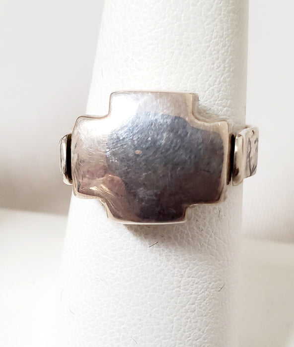 Photo of Lapis or plain silver flip Ring by Christin Wolf