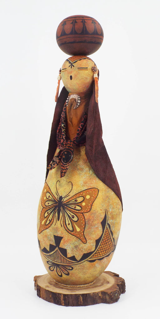 Photo of gourd art by Judy Richie