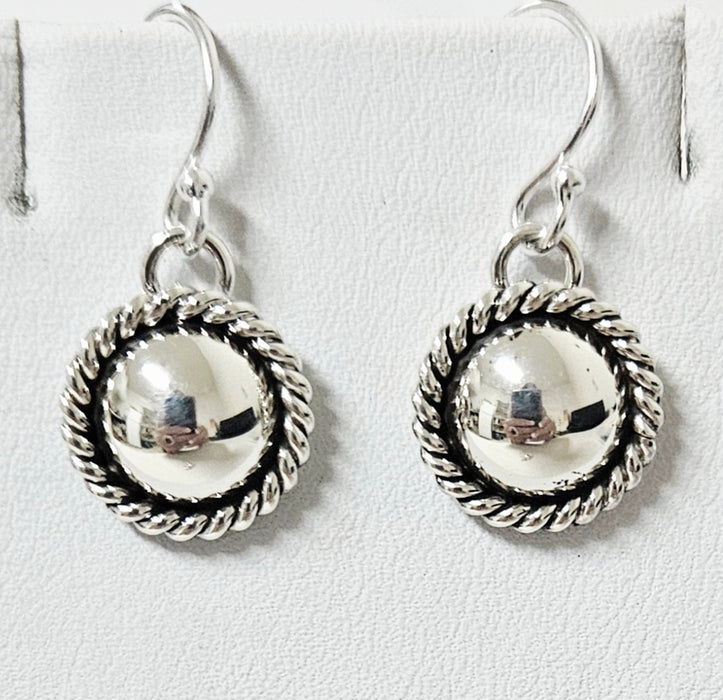 Photo of Jewelry by Artie Yellowhorse