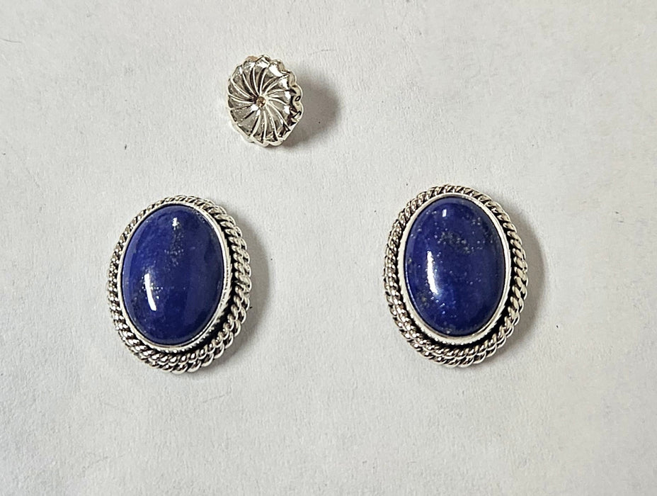 Photo of jewelry by Artie Yellowhorse