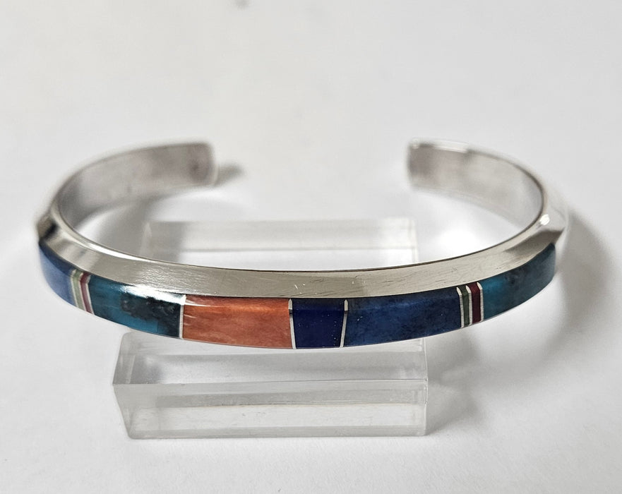 Photo of inlay jewelry by Wayne Muskett