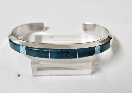 Photo of inlay cuff by Wayne Muskett