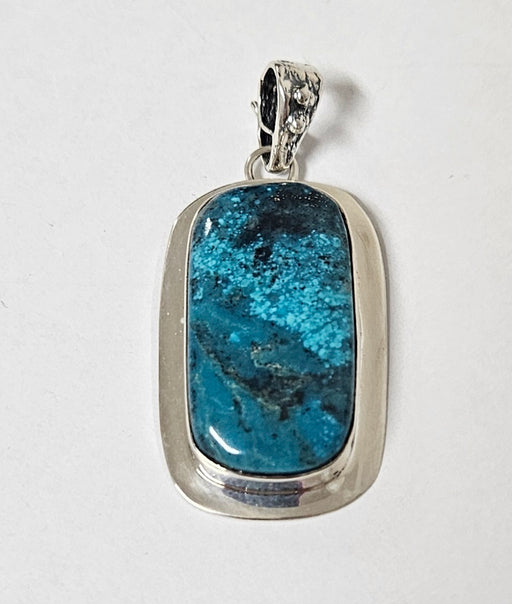 Photo of jewelry by Pam Springall
