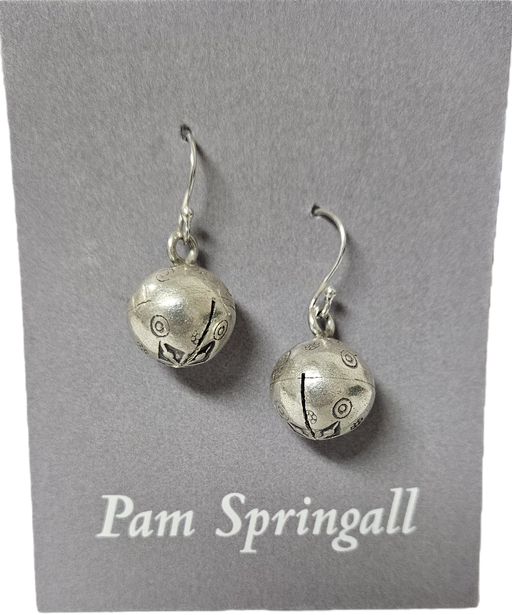 Photo of jewelry by Pam Springall