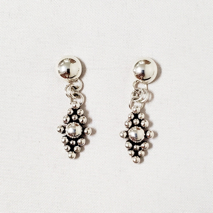 Photo of Diamond Shape silver bead earring