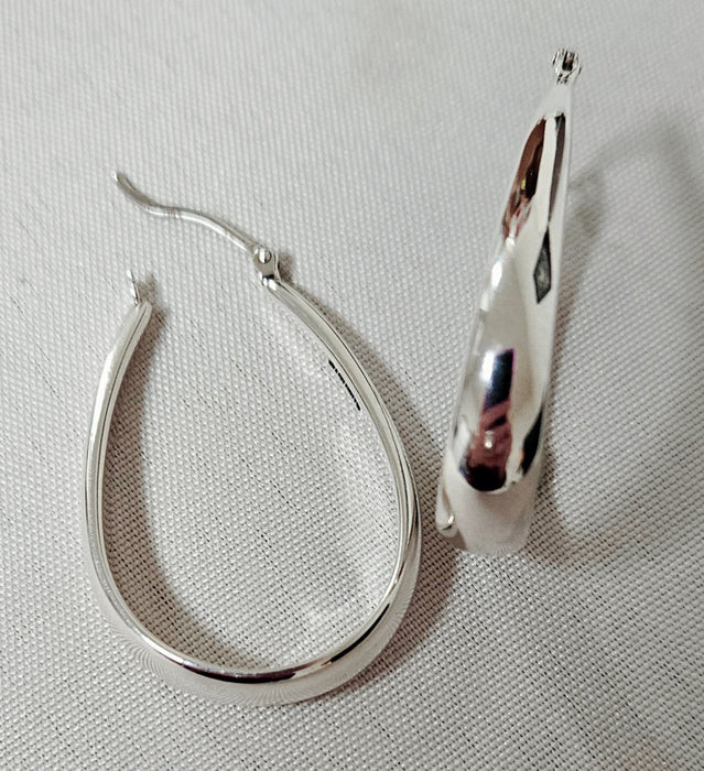 954 Silver Oval Hoop earring