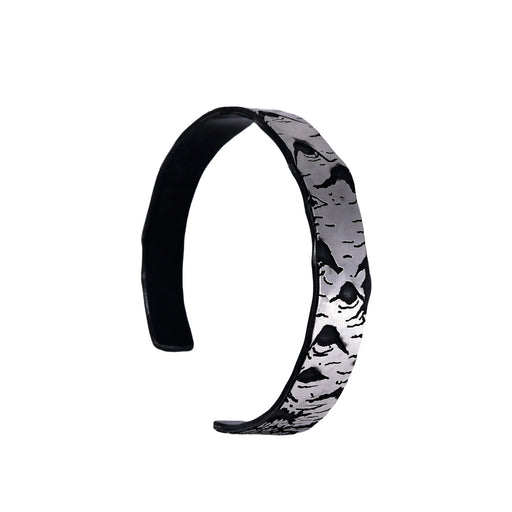 Photo of jewelry by Wolfgang Vaatz