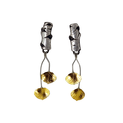 Photo of jewelry by Wolfgang Vaatz