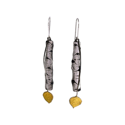 Photo of jewelry by Wolfgang Vaatz