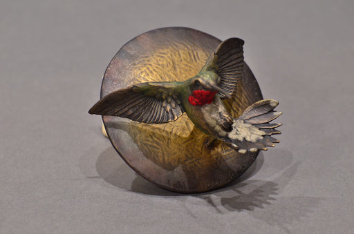Photo of bronze sculpture by Jim Green