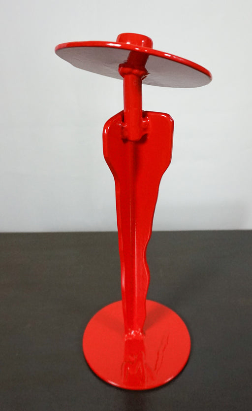 photo of steel sculpture by Manny Valenzuela