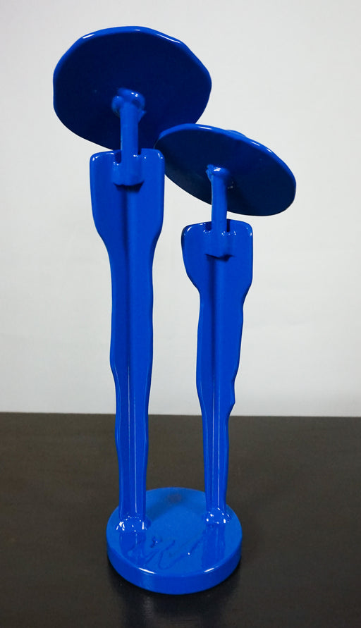 photo of steel sculpture by Manny Valenzuela