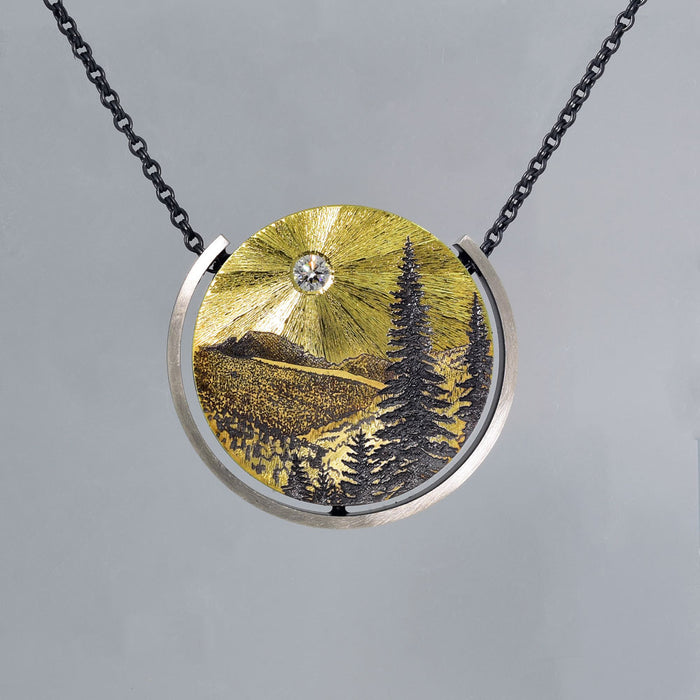 Photo of jewelry by Wolfgang Vaatz