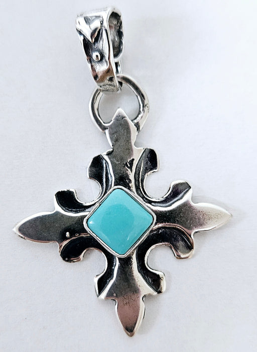 Photo of Pendant by Pam Springall